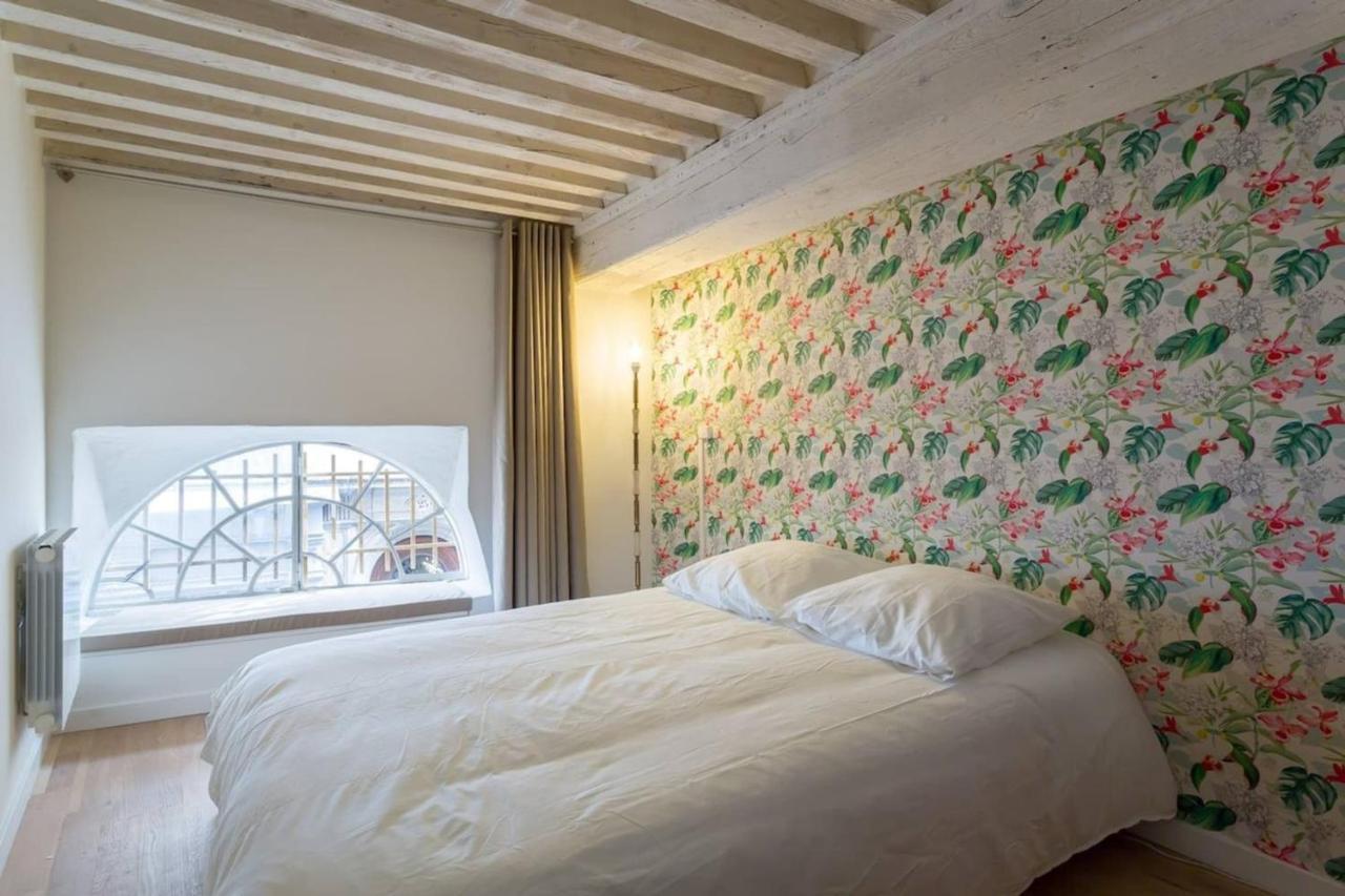 Character Apartment 6 People - City Center Лион Екстериор снимка