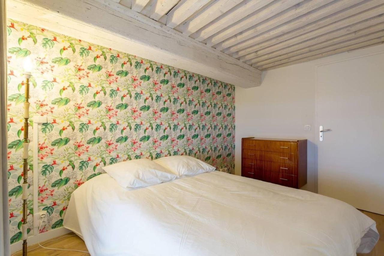 Character Apartment 6 People - City Center Лион Екстериор снимка